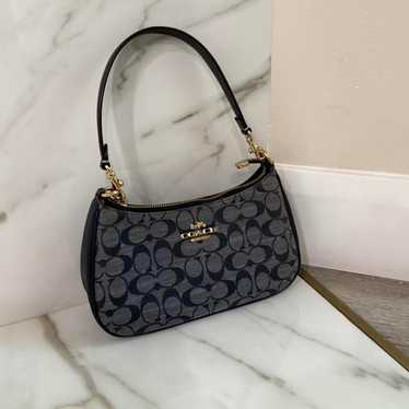 Vintage coach navy shoulder - Gem
