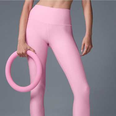 alo yoga AIRBRUSH pink sugar XXSサイズ alo yoga AIRBRUSH pink sugar XXSサイズ Alo Yoga 7/8 High