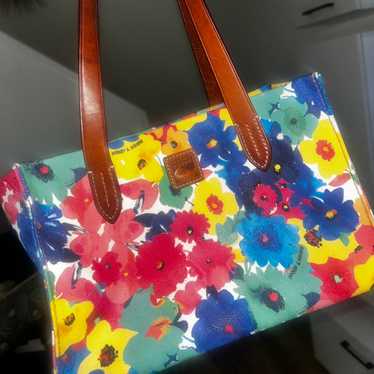 Dooney and bourke floral - Gem
