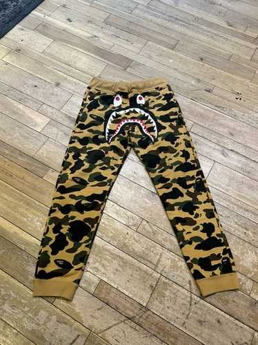 パンツ BAPE REFLECTIVE SHARK 2LAYER PANTS Bape REFLECTIVE SHARK 2LAYER PANTS | Grailed