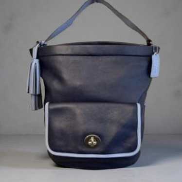 Coach legacy turn lock - Gem