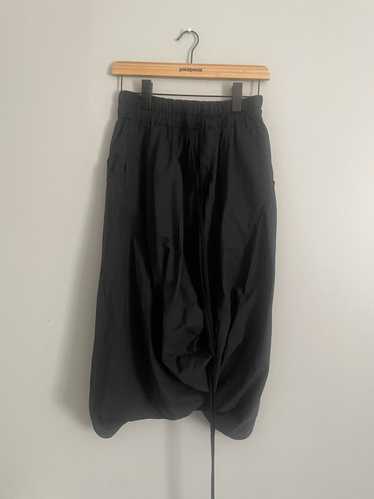 ル*ー様 JULIUS Prism Drop-Crotch Short Pant JULIUS drop crotch berg shorts | Revolution Concept Store