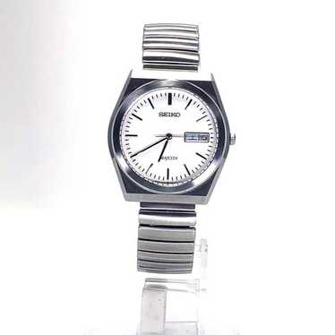 SEIKO MAJESTA クォーツ SEIKO WATCH MAJESTA 9063-5010 QUARTZ SILVER DAY DATE KANJI