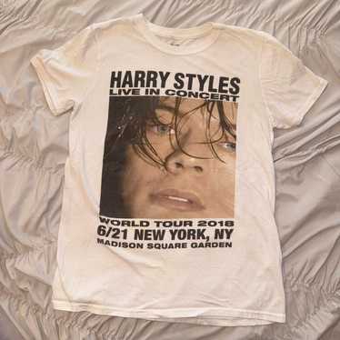 Harry styles live in - Gem