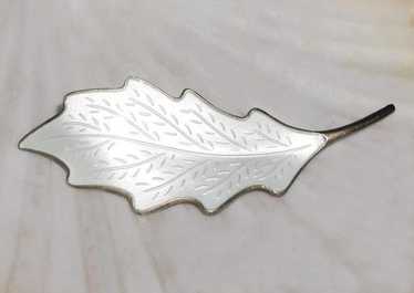 ブローチ　【b235】 エマイユ　NORWAY STERLING brooch Vintage Japan 950 sterling silver brooch with genuine