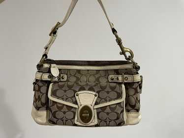 Coach Legacy 65th コーチ ワンショルダー バッグ ゴールド COACH - 65th Coach Legacy Shoulder Bag Goldの通販 by COCOA