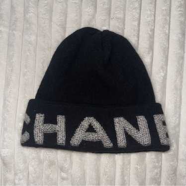 CHANEL ビーニー ブラック・ホワイト Chanel logo cap - Gem