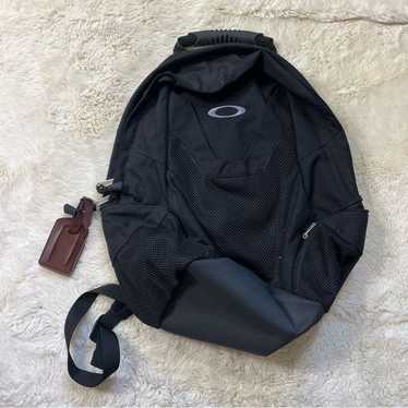 バッグ OAKLEY essential boston bagpack y2k tech OAKLEY Boston Backpack y2k Tech | eBay