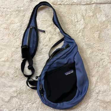バッグ y2k patagonia Nylon shoulder bag Never Used Patagonia 22” Hard Shell Rare Large Gym Weekender