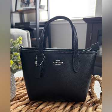 Coach Mini City Bag Black レザー 7105 Coach Mini Leather City Zip Tote Purse - Black - #22967