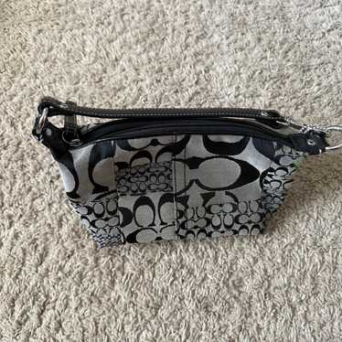 バッグ Coach Signature Demi Clip Flap Purse Coach Signature Clip Demi Flap Shoulder Handbag – Holy Thrift