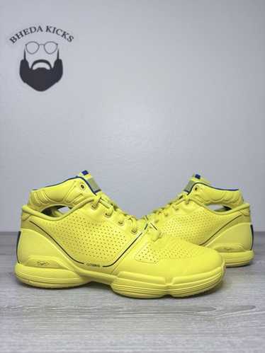 シューズ(男性用) ADIZERO ROSE 1 RESTOMOD TEAM YELLOW adidas Men's Adizero Rose 1 RESTOMOD Basketball Shoes, Team