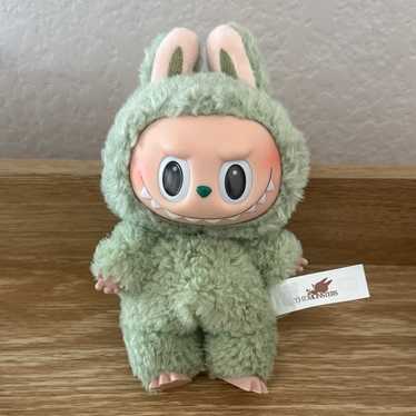 Green grape labubu - Gem