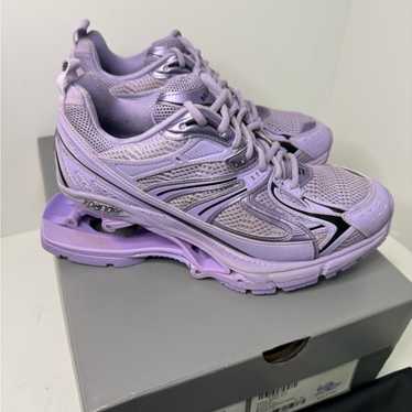【BALENCIAGA】X-PANDER Balenciaga's 'X-Pander' sneaker is a weird, massive step