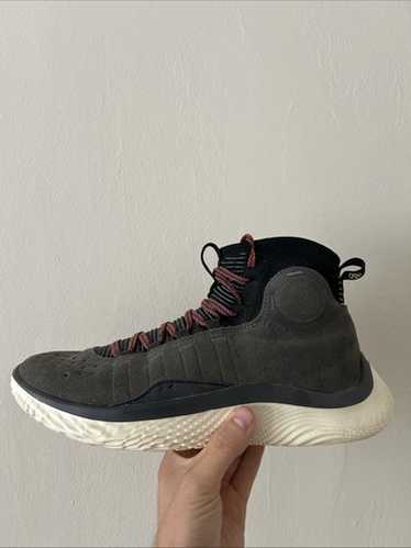 Curry 4 flotro size - Gem