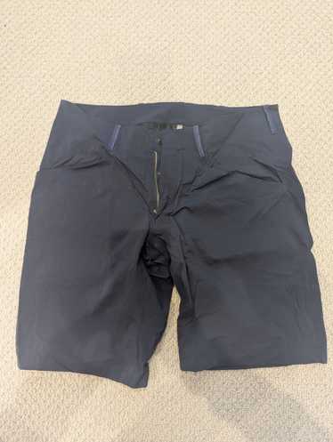 Arc’teryx Veilance Voronol Shorts サイズ32 ARC'TERYX VEILANCE 