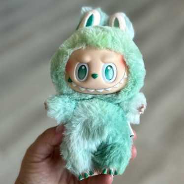 LABUBU 緑 Pop mart labubu green - Gem