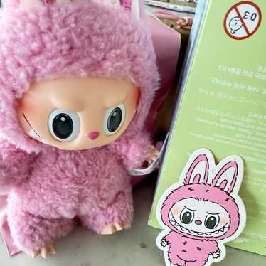 ラブブ　EXCITING MACARON Lychee Berry Labubu The Monsters Exciting Macaron Vinyl Face Series