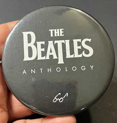 ビートルズ pin Vintage the Beatles VI Pin - Etsy