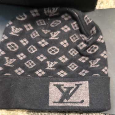 Louis vuitton beanie and - Gem