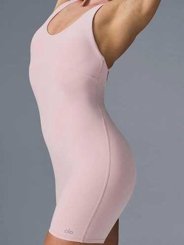alo yoga AIRBRUSH pink sugar XXSサイズ W5473R_06027_b2_s1_a1_m235_102