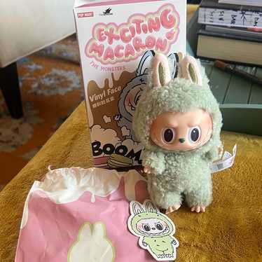Green grape labubu - Gem