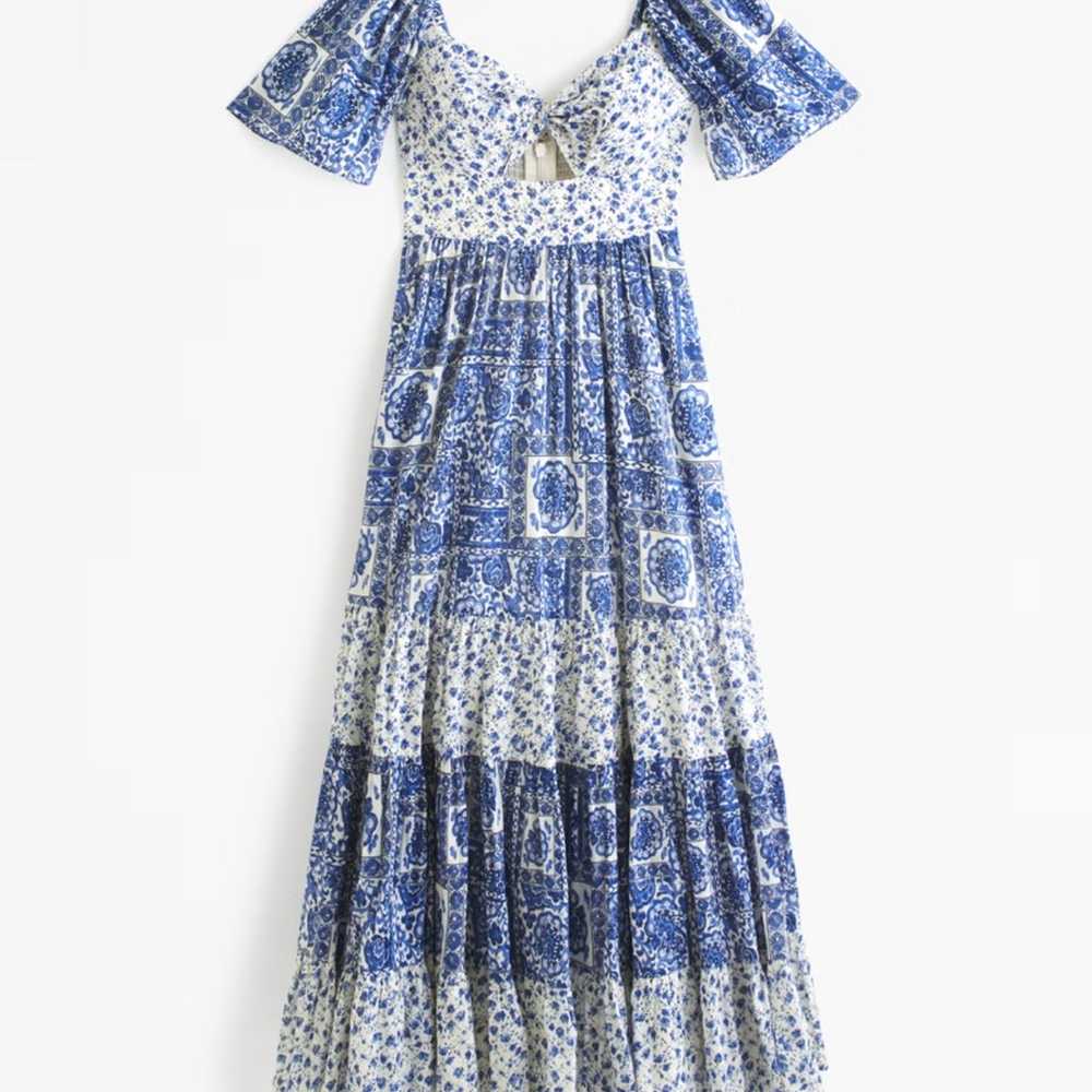 Abercrombie & Fitch Twist front flutter sleeve ti… - image 1