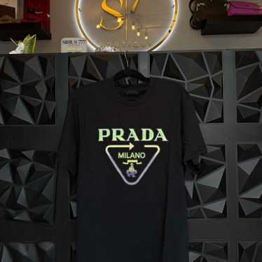 PRADA Tシャツ Black Cotton T-shirt | PRADA