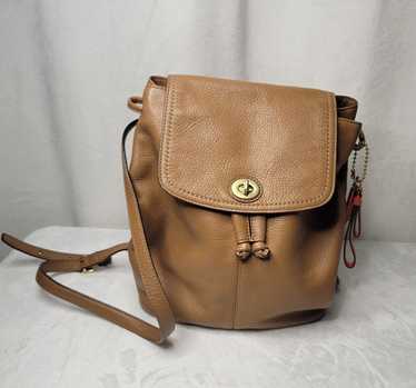バッグ Old COACH Leather Turnlock Backpack Vintage Coach Turnlock Leather Backpack – Folklore