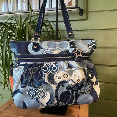 希少✨COACH Y2K Denim Signature Tote Bag Y2K RARE Coach Denim Blue Patchwork Carly Signature Medium