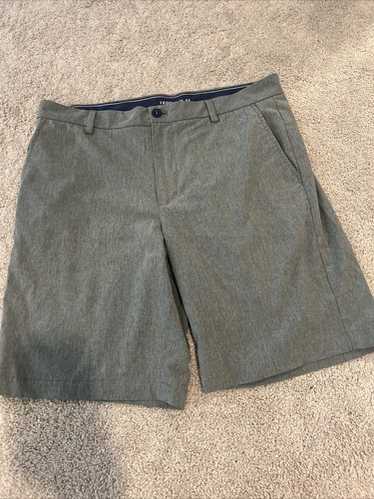 Izod Advantage Performance Golf Shorts - image 1