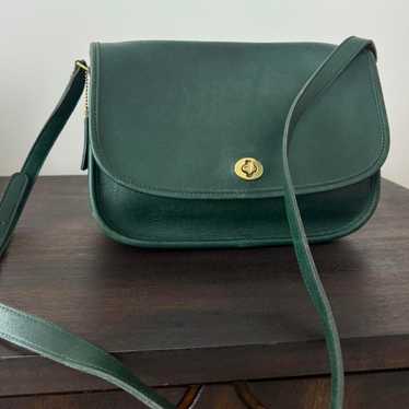 Vintage green coach shoulder - Gem