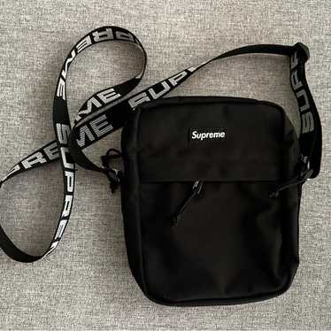 Supreme サコッシュ ブラック CORDURA Supreme Cordura Travel Shoulder Bag Box Logo Black Error