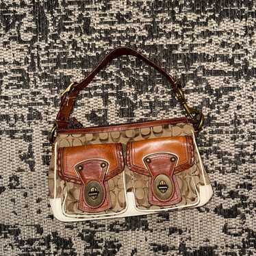 Coach legacy turnlock - Gem