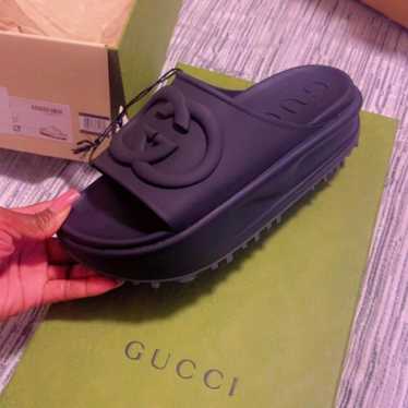 Gucci Black Slippers - Gem Gucci Black Slippers - Gem