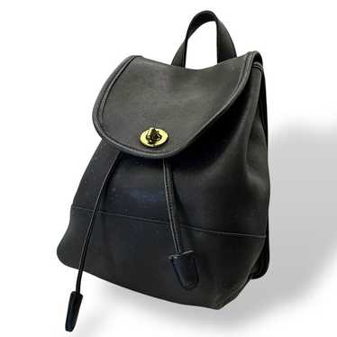 黒 vintage coach old backpack turn lock Vintage Coach Turnlock Leather Backpack – Folklore