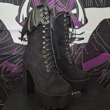Iron fist boots - Gem