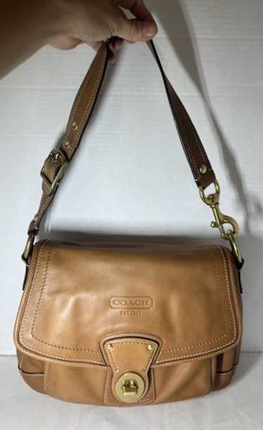 Coach Legacy 65th コーチ ワンショルダー バッグ ゴールド COACH - 65th Coach Legacy Shoulder Bag Goldの通販 by COCOA