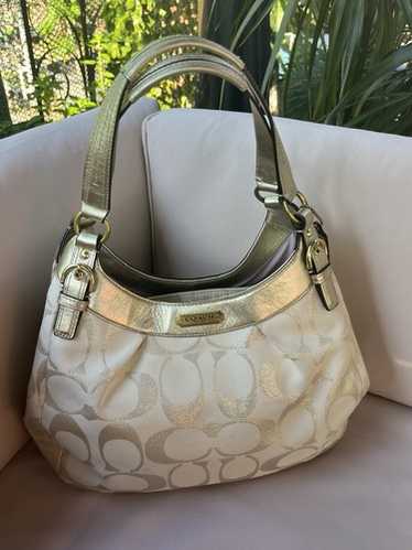coach コーチ　マディソン　ゴールド COACH コーチ マディソン オプアート ニードルポイント キャリー