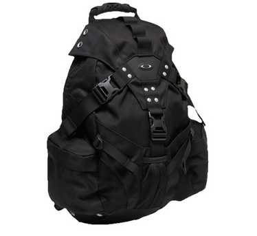 【最終値下】oakley vintage リュック backpack Vintage Oakley Hardshell Backpack www.secondwavevintage.co