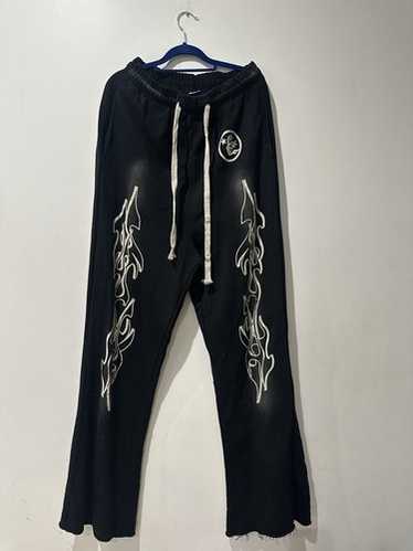 【Hellstar】Flare Black Flame / T-shirt Hellstar】Flare Black Flame / T-shirt