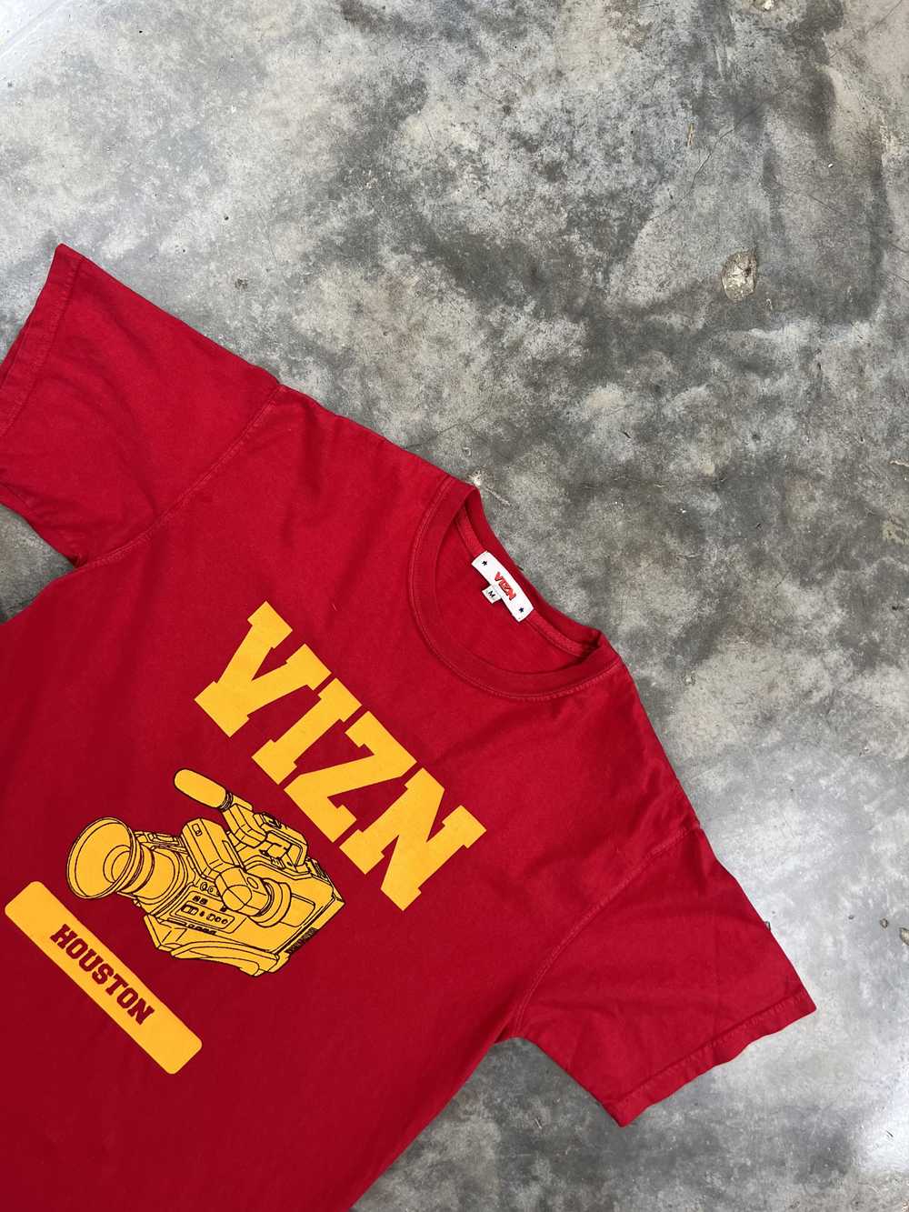 Joy Divizn Vizn Houston Camera Tee Red Medium ❄️B… - image 2