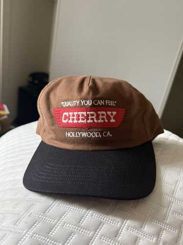 Girls Don't Cry Cherry LA キャップ Cherry x GDC Angel Hat (White/Red) – CHERRY LA