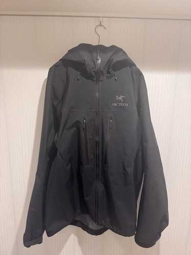 Arcteryx alpha sv size - Gem
