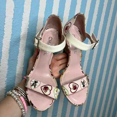 靴 2006 Chanel Valentine Sandals 38 1/2 Chanel // 2006 Canvas Valentine Sandal – VSP Consignment