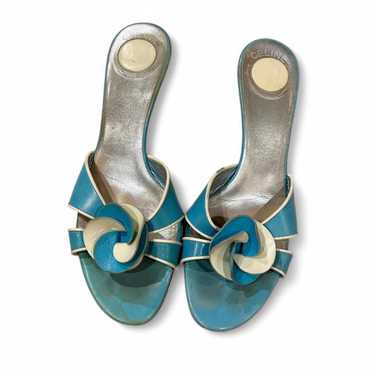 靴 Vintage celine shoes Vintage 'celine' Rare Designer Gold and Black Floral