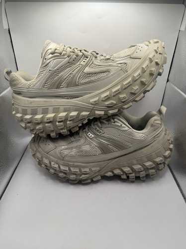 BALENCIAGA ディフェンダー45 Balenciaga balenciaga defender - Gem
