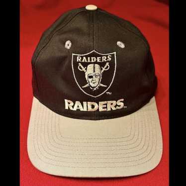 90s NFL Las Vegas Raiders vintageキャップ OAKLAND RAIDERS: Vtg 1990s White & Black NFL Proline Nike