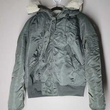 Y2K N2B cargo bomber flight jacket 短丈 33 Shop the Iconic N2B Jacket | Warmth Meets Style