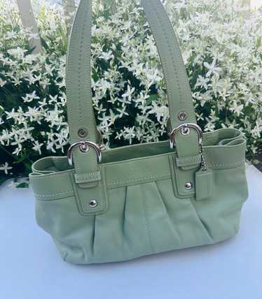 バッグ Rare COACH nubak Shoulder Bag MintGreen Coach mint green suede unstructured bag with silver bit